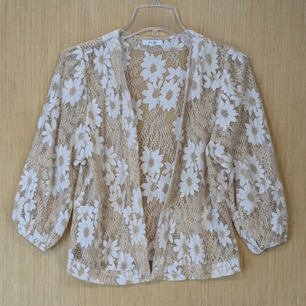 Maurices Boho Daisy Floral Dainty Lace Open Front Cardigan Size M Tan White